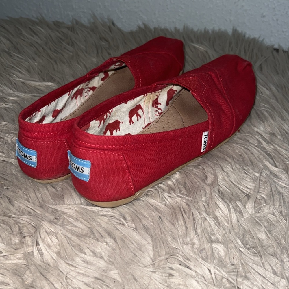 Tom’s Red, size Women’s 8 and a 1/2 shoes. - Picture 6 of 6